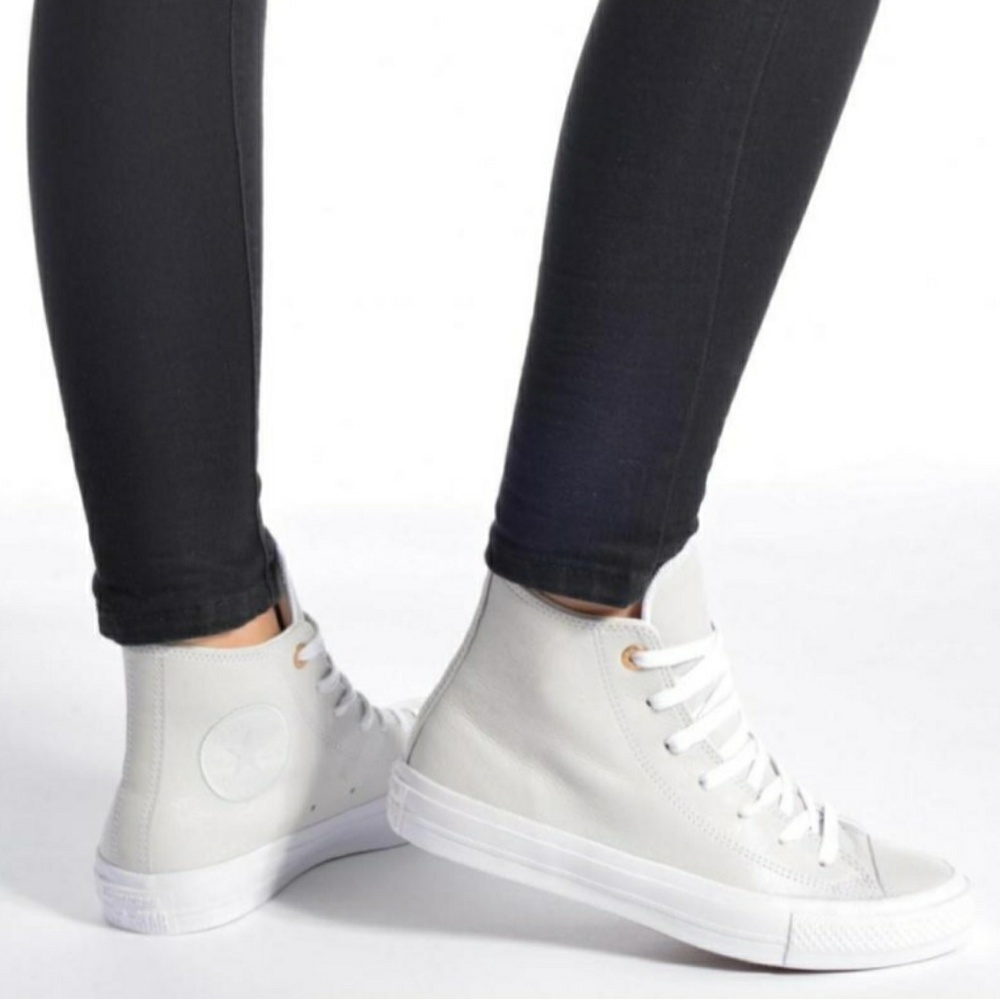 🔥NWT Converse Chuck II 2 Leather Buff Shoes - Picture 2 of 8